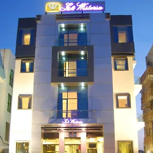 3* Hotel Lotus La Wisteria